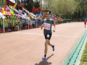 1525262354953882.jpg 教职工2_副本.jpg